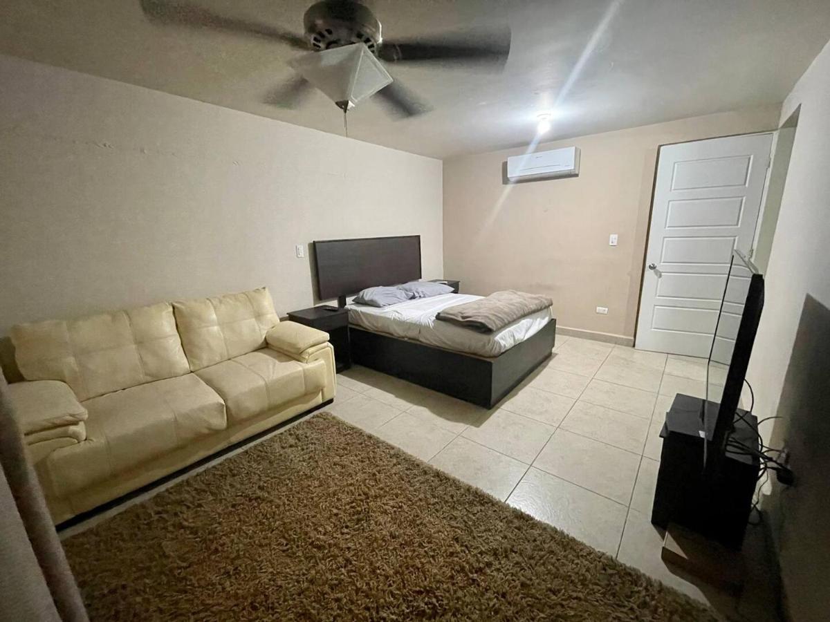 Vila Altabrisa Residencial Monterrey Exteriér fotografie